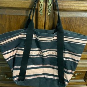 Victoria Secret Tote Accepting Offers